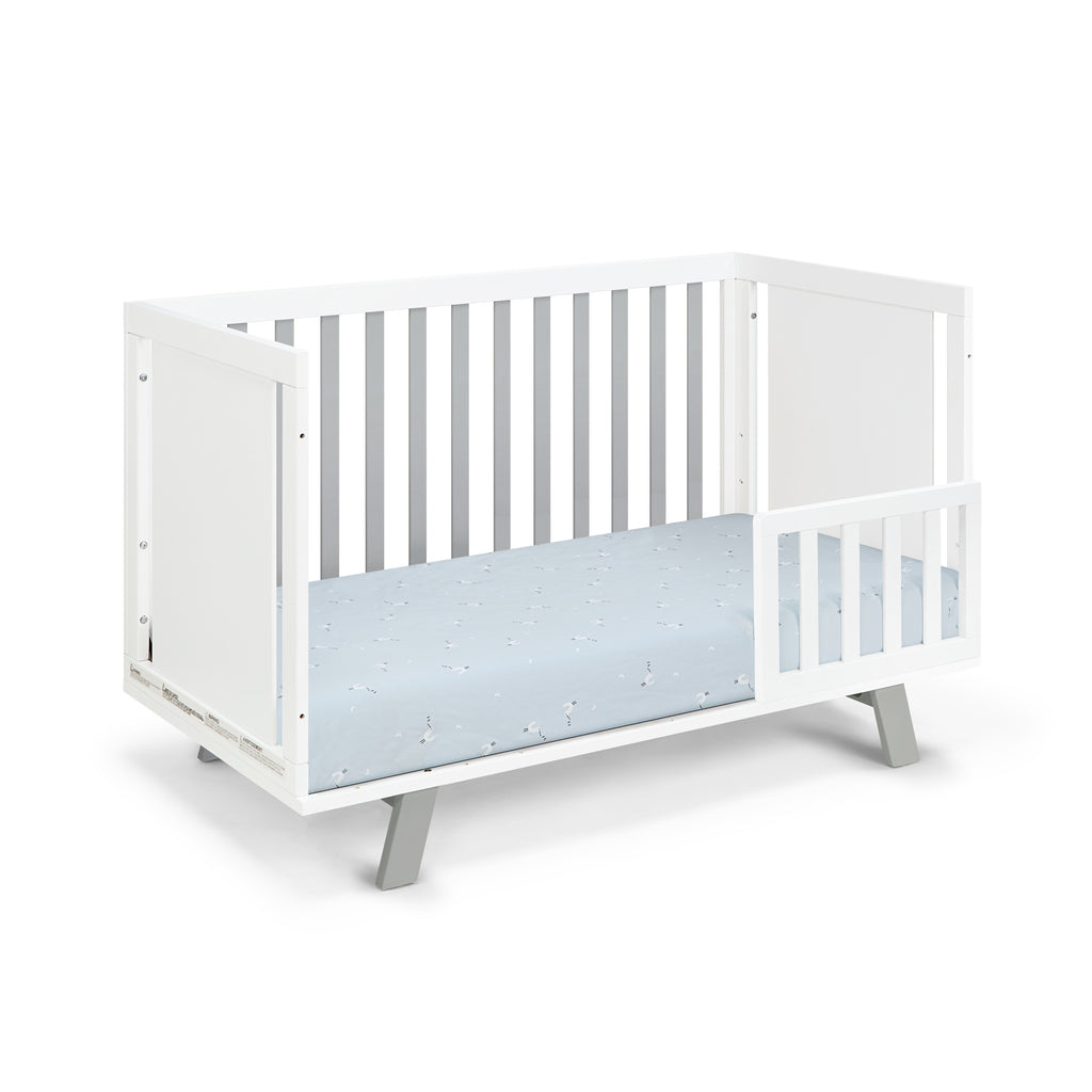Livia 3-in-1 Convertible Island Crib White/Gray - Grand Goldman