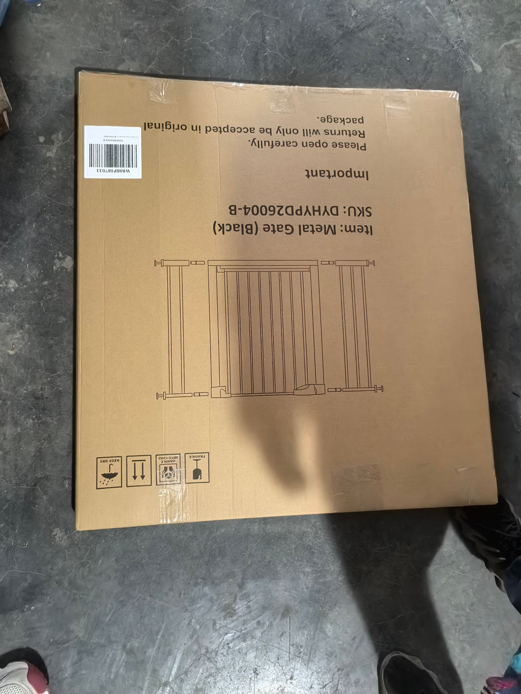 29.5-45.3' Wide Baby Gate with wall protector for Stairs, Dog Gate Indoor for Doorways, No Drilling Pressure Mounted Pet Gate