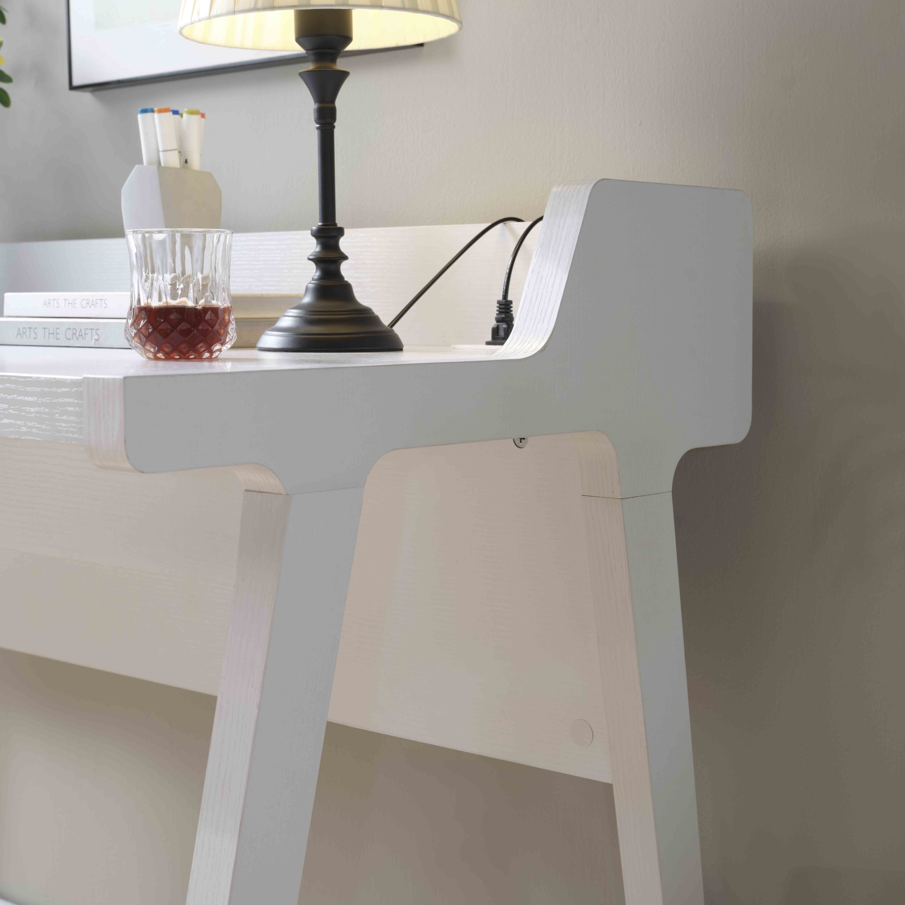 Home office writing desk Ground outlet USB-A ports finished on the back Wooden leg frame | Premium Home Decor - Grand Goldman