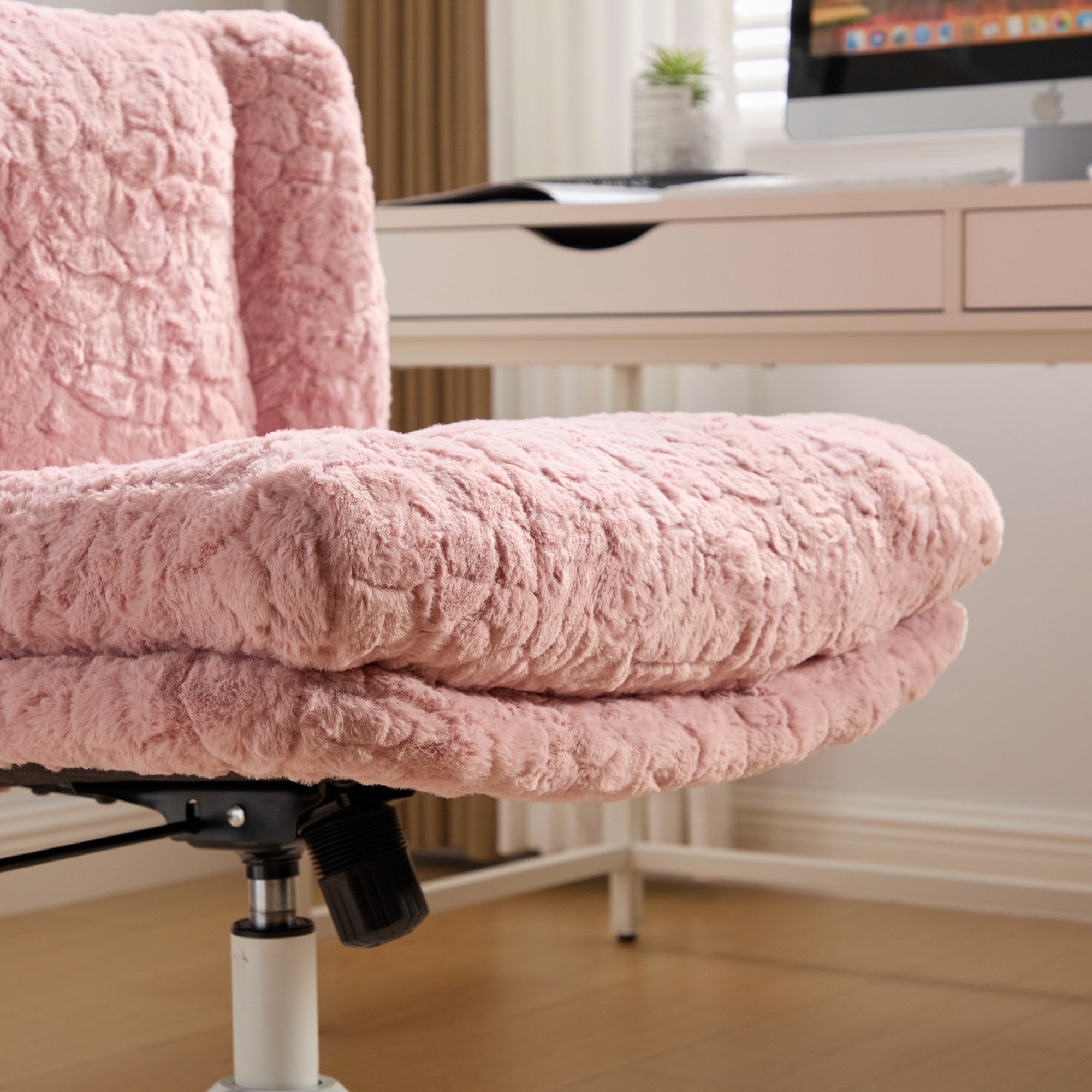 W26.4 inch Wider seat Office Chair,Artificial rabbit hair Home Office Chair with Metal Base,Adjustable Desk Chair Swivel Offi