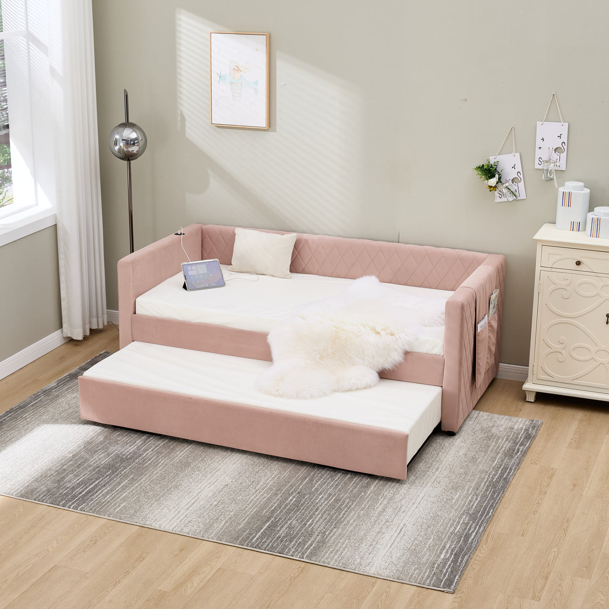Pink velvet daybed, sturdy wooden bed frame, modern diamond grid pull-out design, perfect for bedroom, living room furniture - Grand Goldman Shop