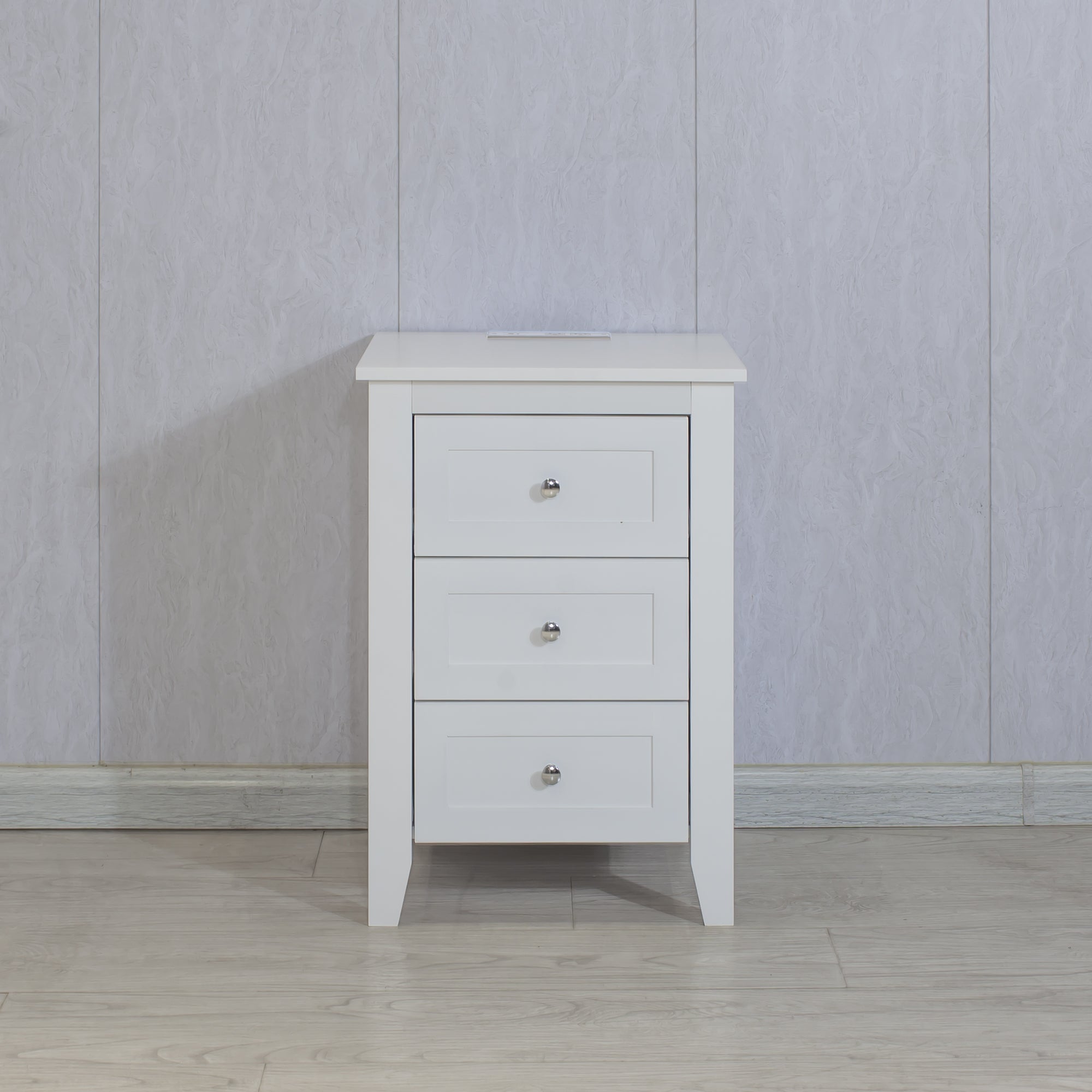 White 3 Drawer Nightstand with Charging Station and USB Ports & Power Outlets,Wooden Bed Side Table/End Table Modern Night Stands for Bedrooms - Grand Goldman Shop