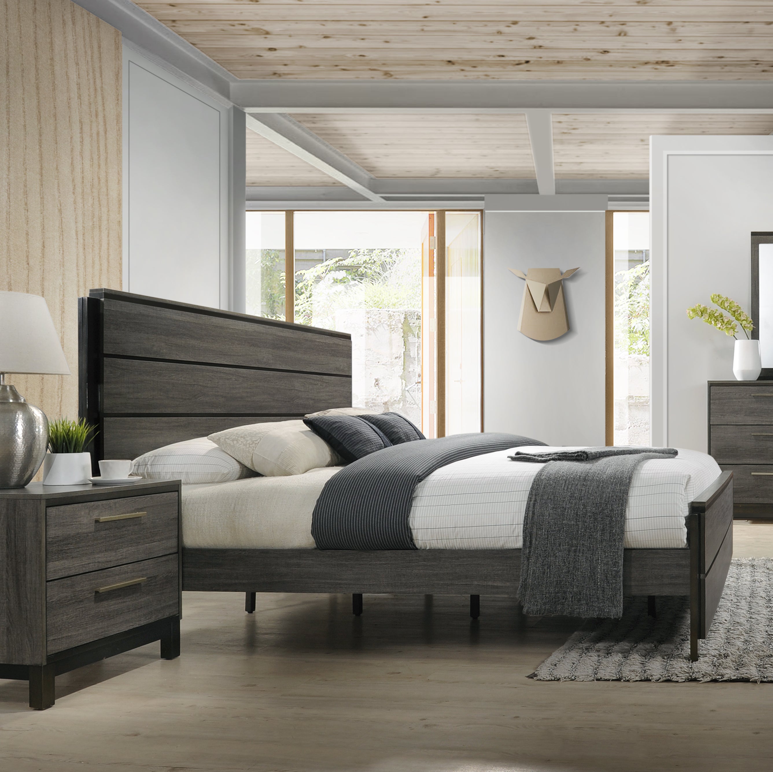 Ioana Antique Grey Wood 6-piece Queen Size Bedroom Set, Dresser, Mirror, 2 Night Stands , Chest - Grand Goldman Shop
