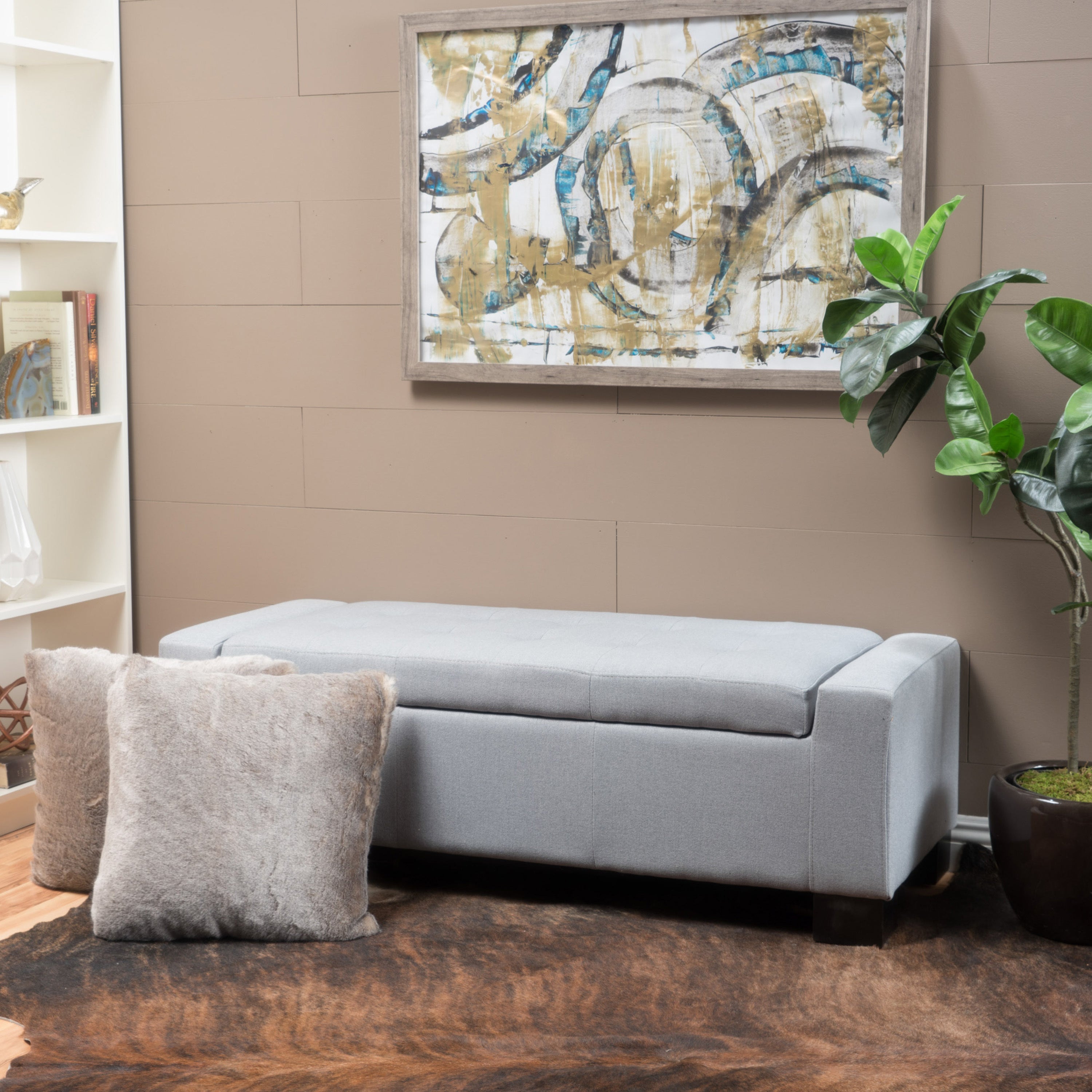 GUERNSEY OTTOMAN - Grand Goldman Shop
