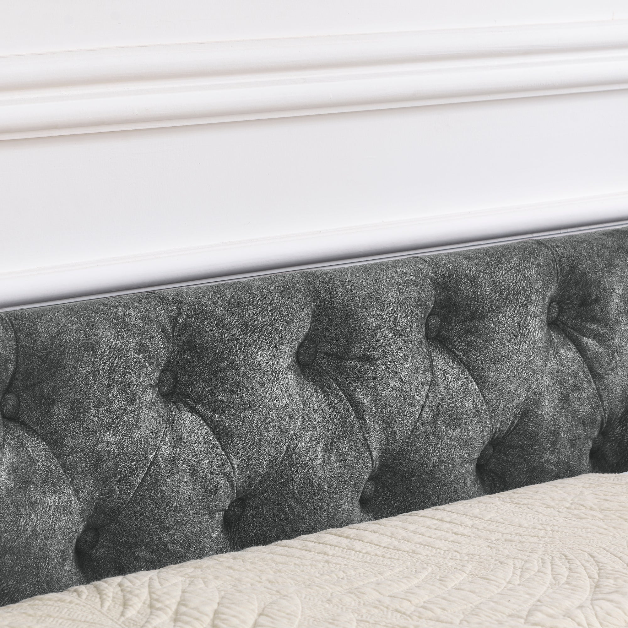 Mid-Century Grey Upholstered Tufted Daybed with Drawers and Copper Nail Trim, Queen Size (84.5'x63.5'x26.5') - Grand Goldman Shop