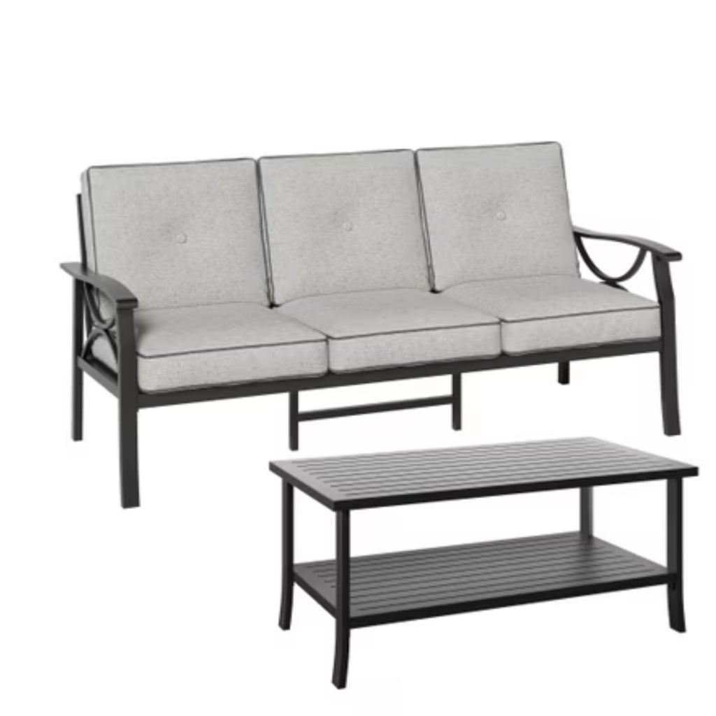 Modernes 2-teiliges Outdoor-Patiomöbelset mit 70" 3-Sitzer-Metallsofa und rechteckigem Couchtisch in Schwarz mit grauen Kissen