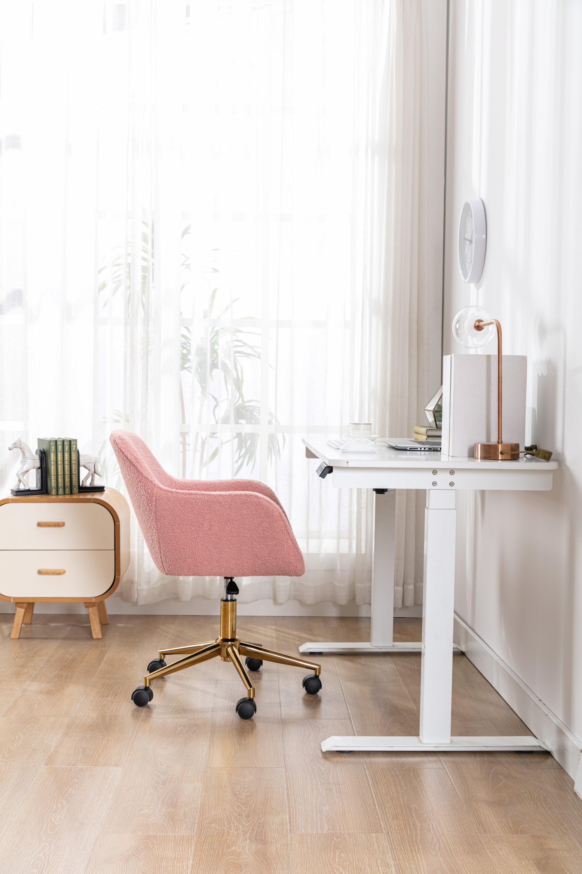 Modern Teddy Fabric Material Adjustable Height 360 Revolving Home Office Chair With Gold Metal Legs And Universal Wheel For I