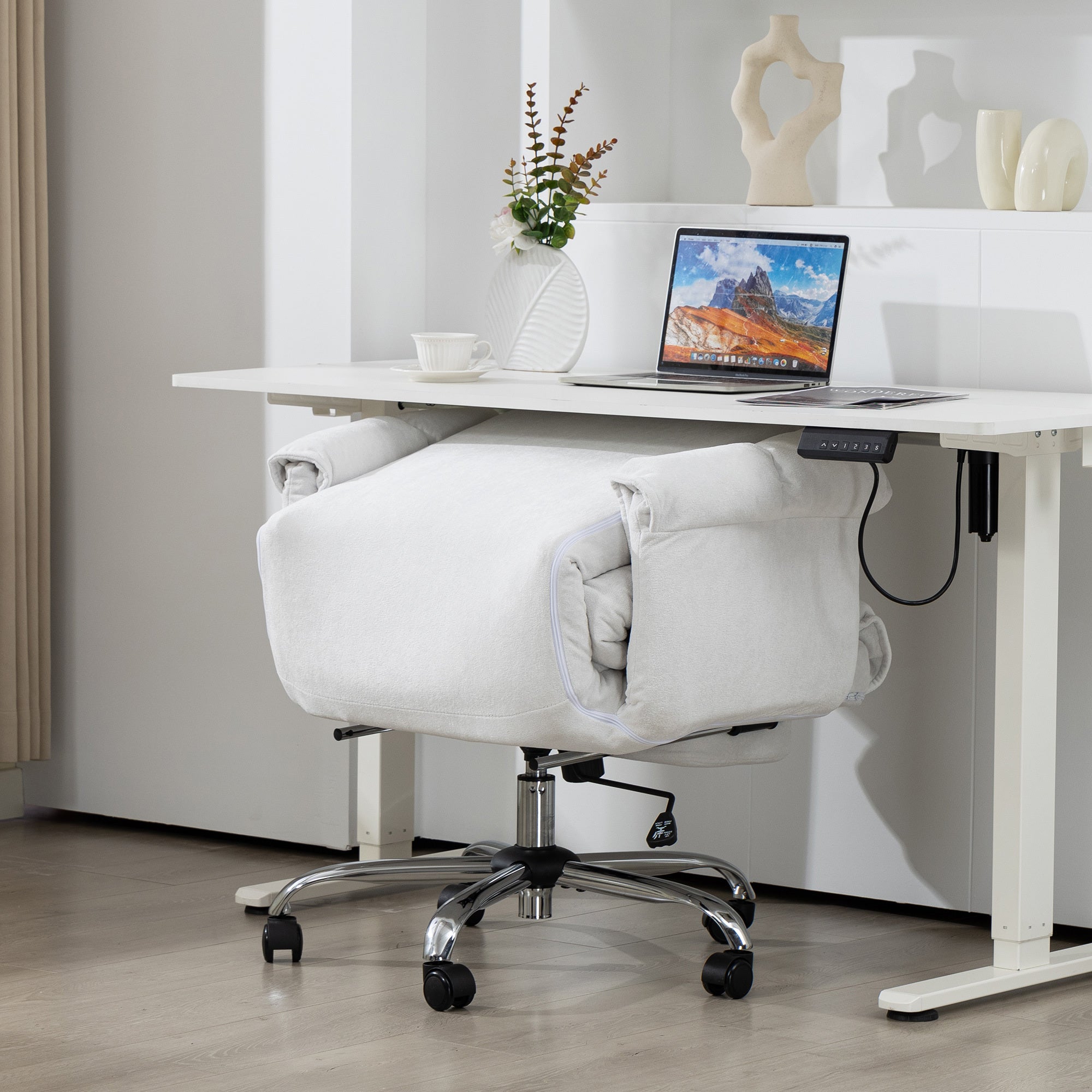 HOMCOM High Back Office Chair, Reclining Desk Chair with Footrest, Thick Cushion, High Resilience Foam, Adjustable Height, Ro