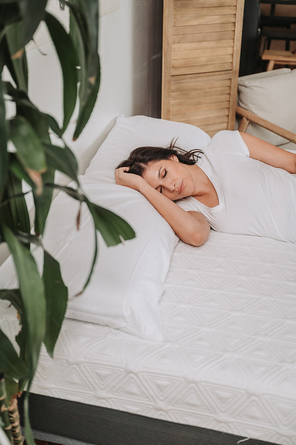 Omne Sleep 8' Gel Memory Foam Mattress Twin XL in White/Dark Gray - Grand Goldman Shop
