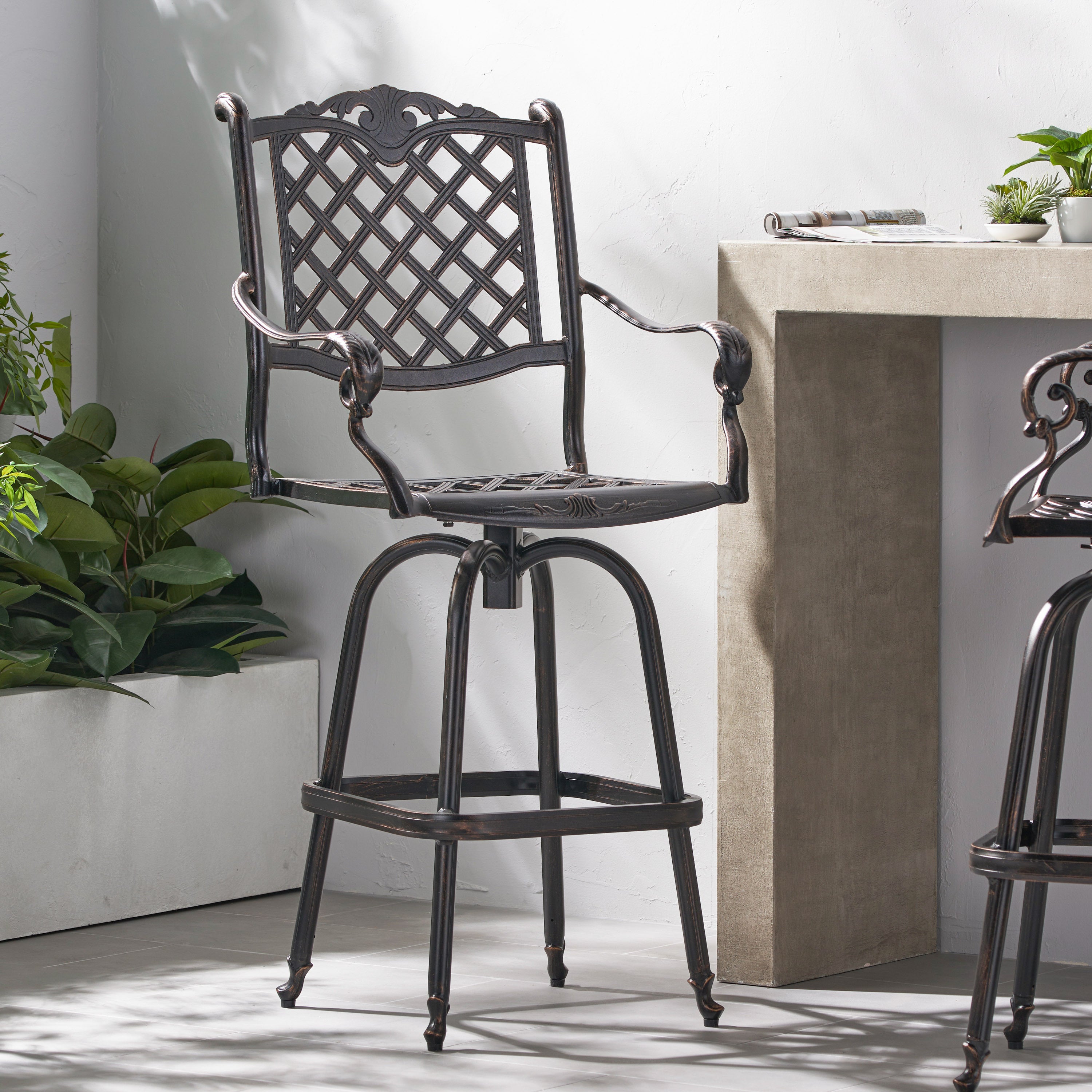 Cast Aluminum Bar Stool - Grand Goldman Shop
