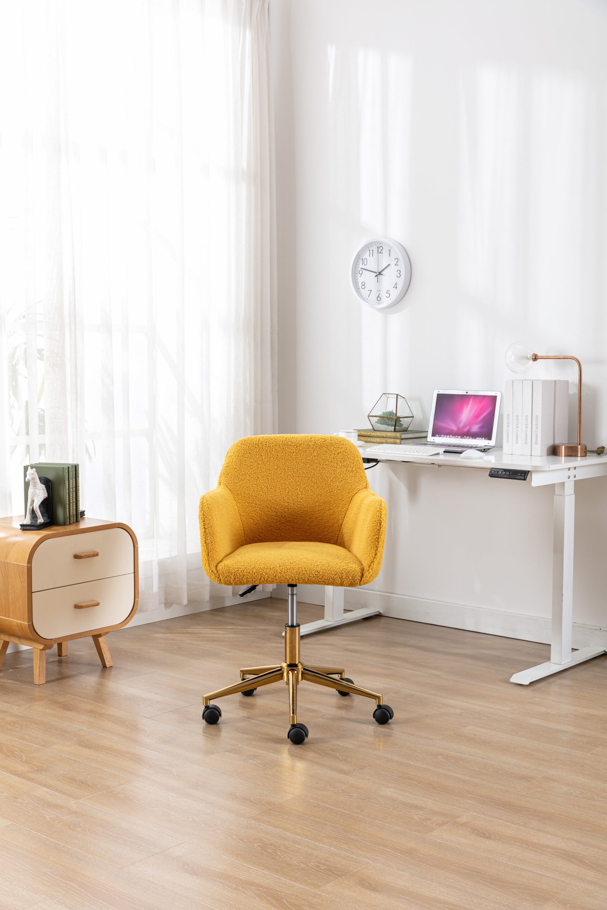 Modern Teddy Fabric Material Adjustable Height 360 Revolving Home Office Chair With Gold Metal Legs And Universal Wheel For I