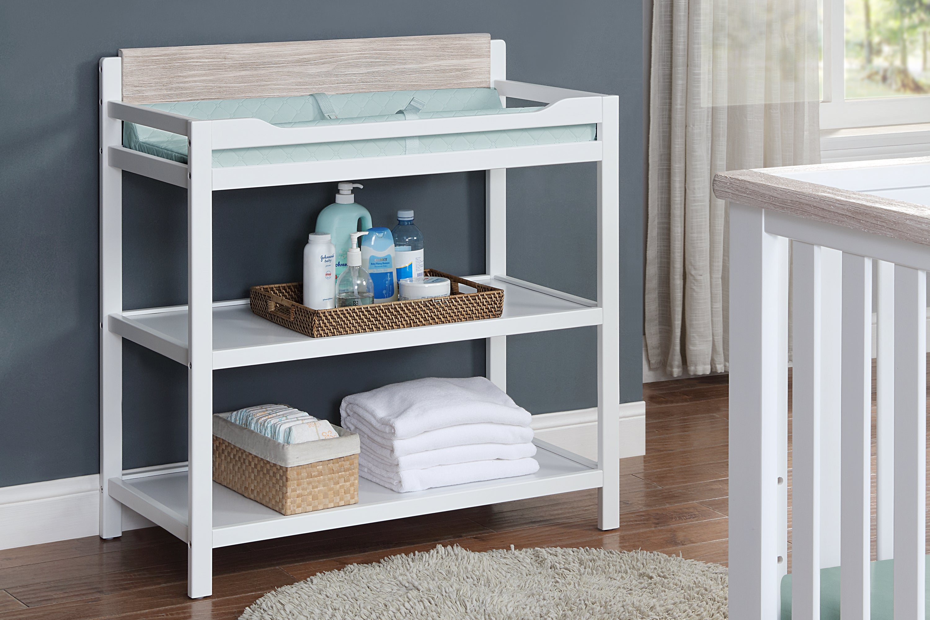 Hayes Changing Table White/Natural | Premium Home Decor - Grand Goldman
