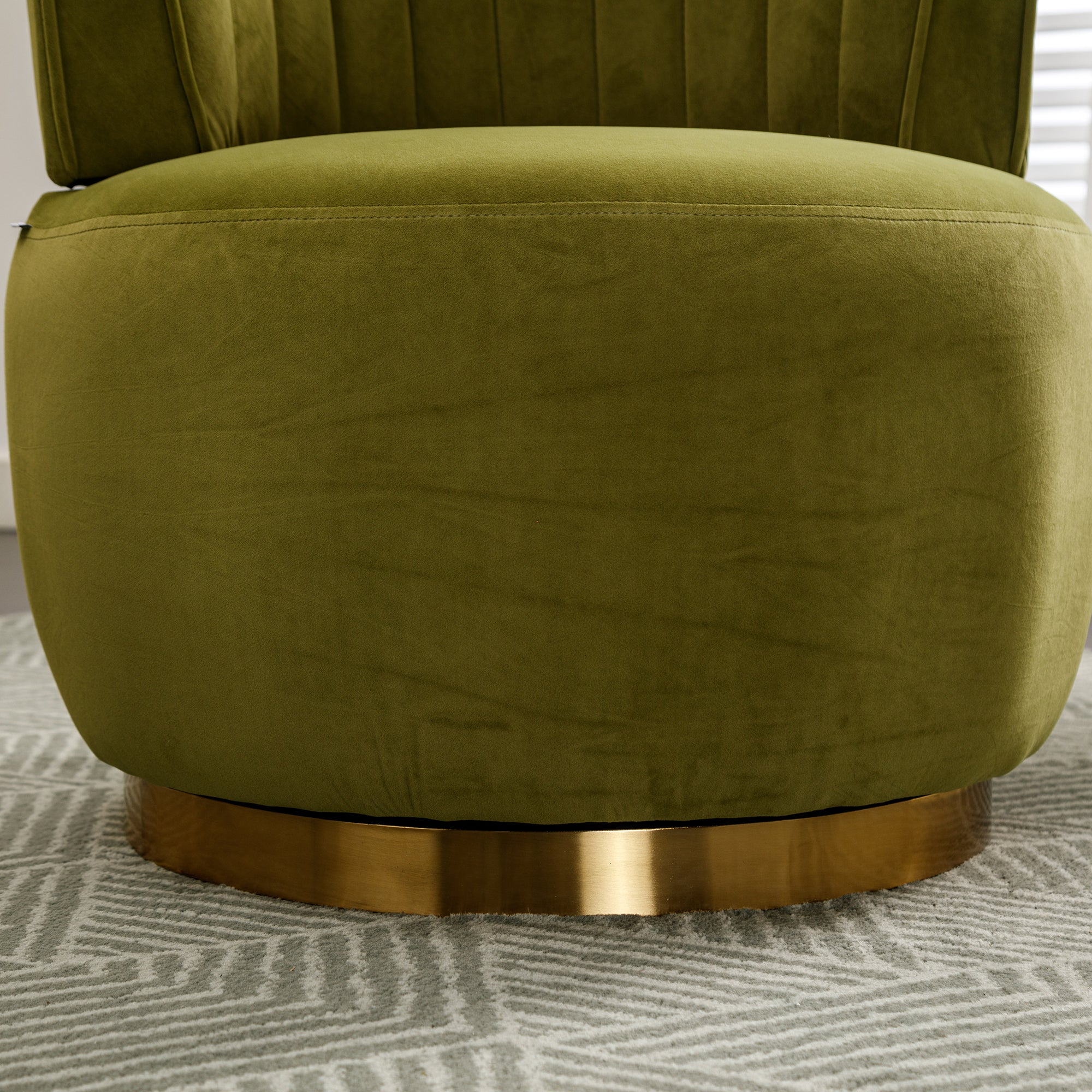 Swivel Barrel Chair, Round Armchairs with Wide Upholstered, Fluffy Velvet Fabric, Olive, 25.20'' x 25.59'' x 26.38'' - Grand Goldman Shop