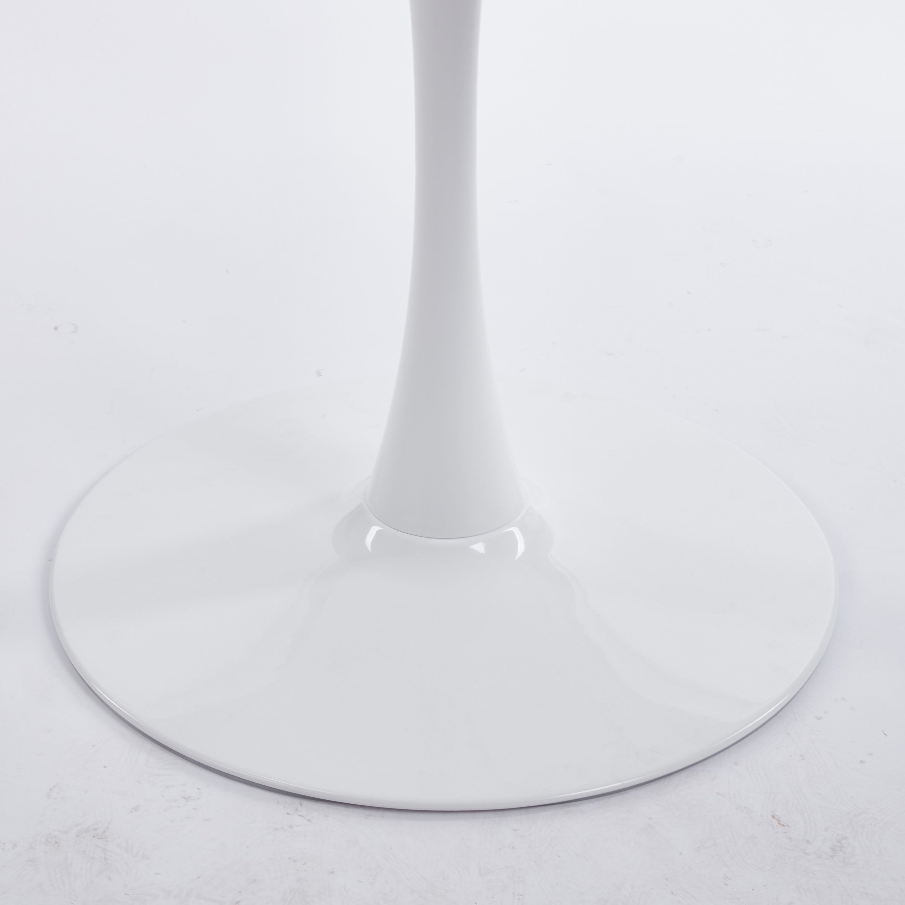 Mid-Century White Tulip Table with Round MDF Top and Metal Pedestal for 4-6 People, Coffee Table, Dining Table - Grand Goldman Shop
