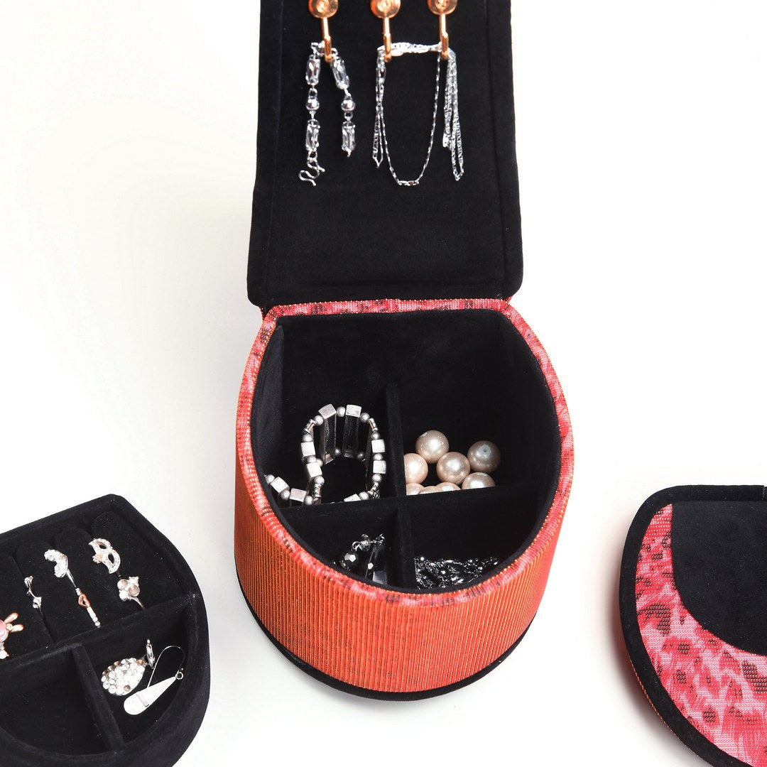 9' Tall Display Jewelry Box with Hooks, High Heel Shoe Design, Leopard Print - Grand Goldman Shop