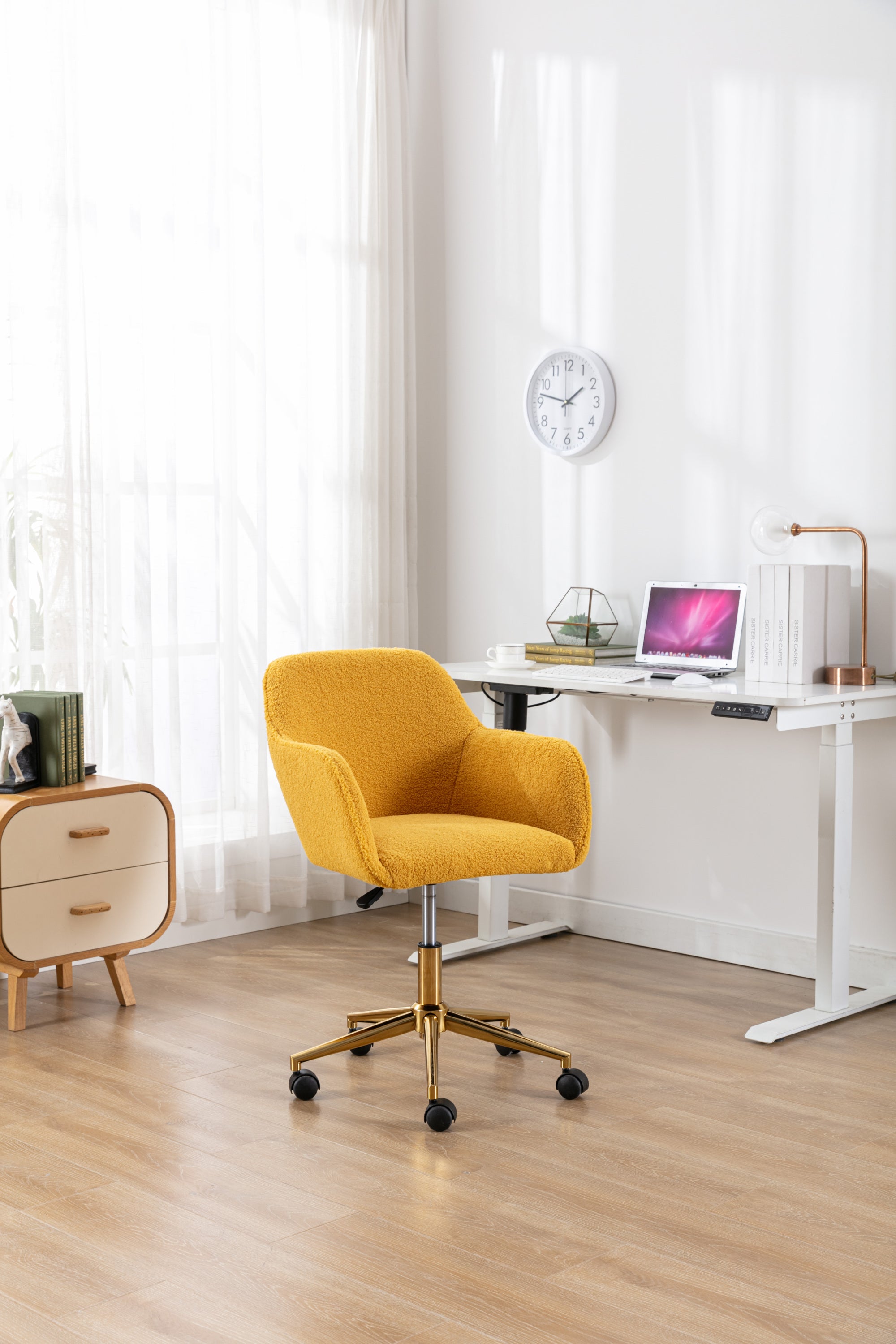 Modern Teddy Fabric Material Adjustable Height 360 Revolving Home Office Chair With Gold Metal Legs And Universal Wheel For I