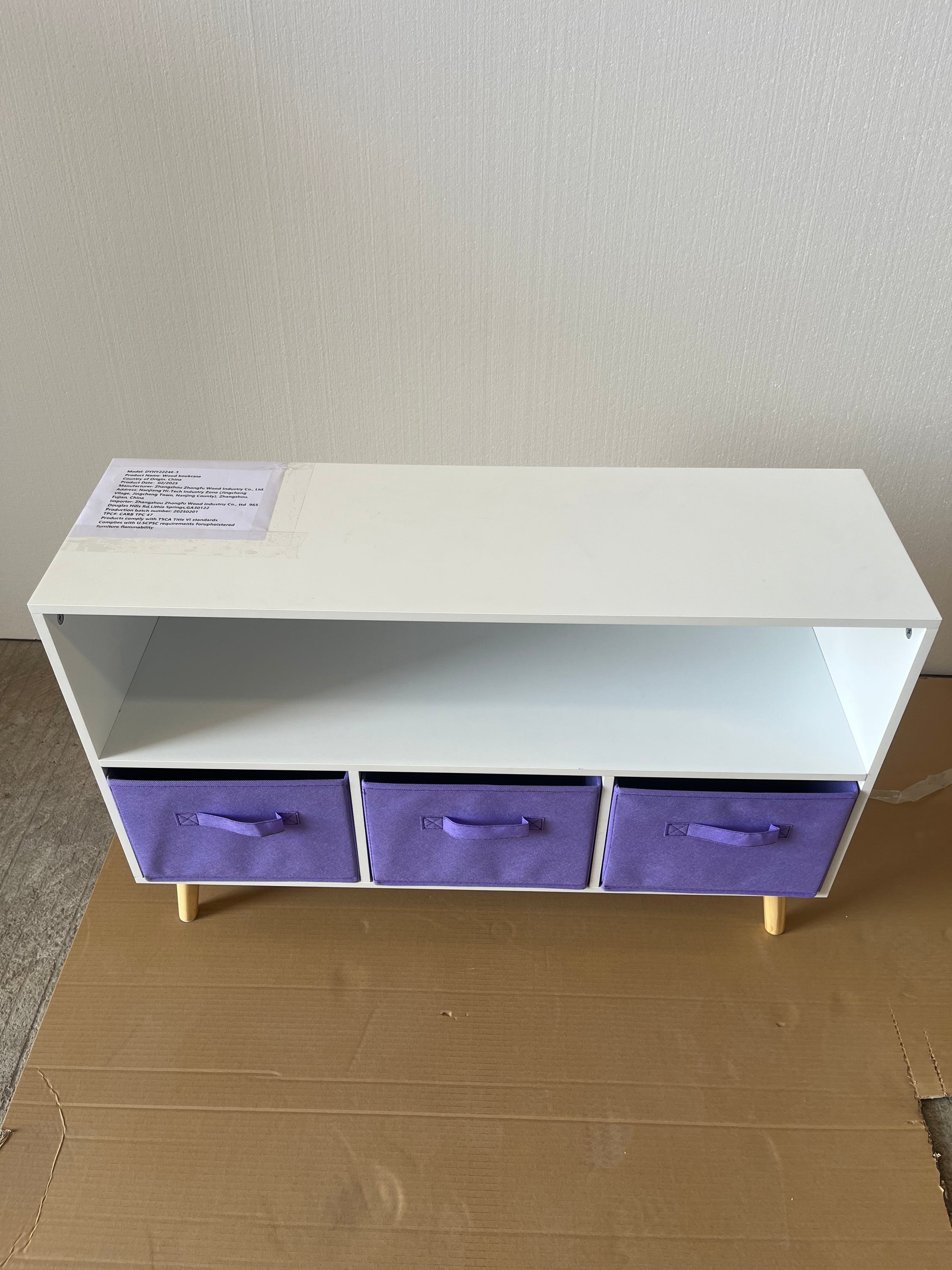 Kids Bookcase with Collapsible Fabric Drawers, Children's Book Display Organizer in White and Purple, MDF with Pine Legs - Gr