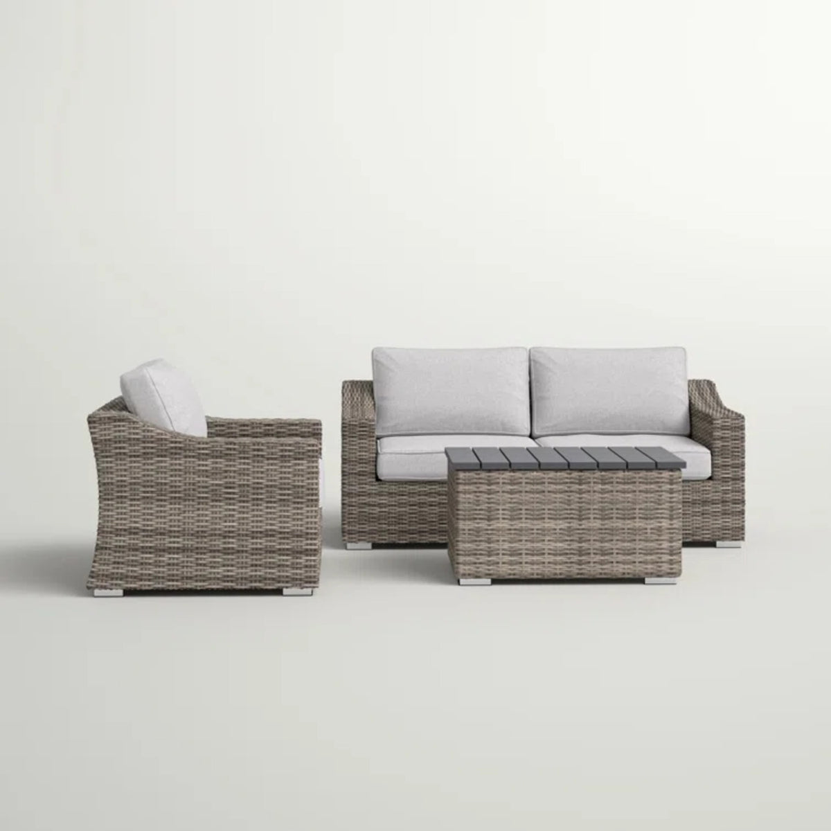 Stilvolle Rattan-Sitzgruppe für 3 Personen mit Kissen für Entspannung und Komfort im Freien
