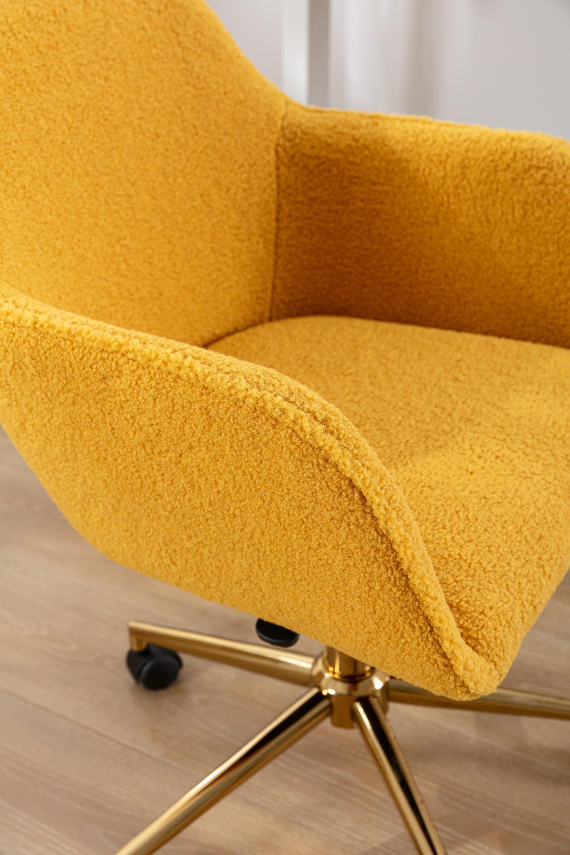 Modern Teddy Fabric Material Adjustable Height 360 Revolving Home Office Chair With Gold Metal Legs And Universal Wheel For I