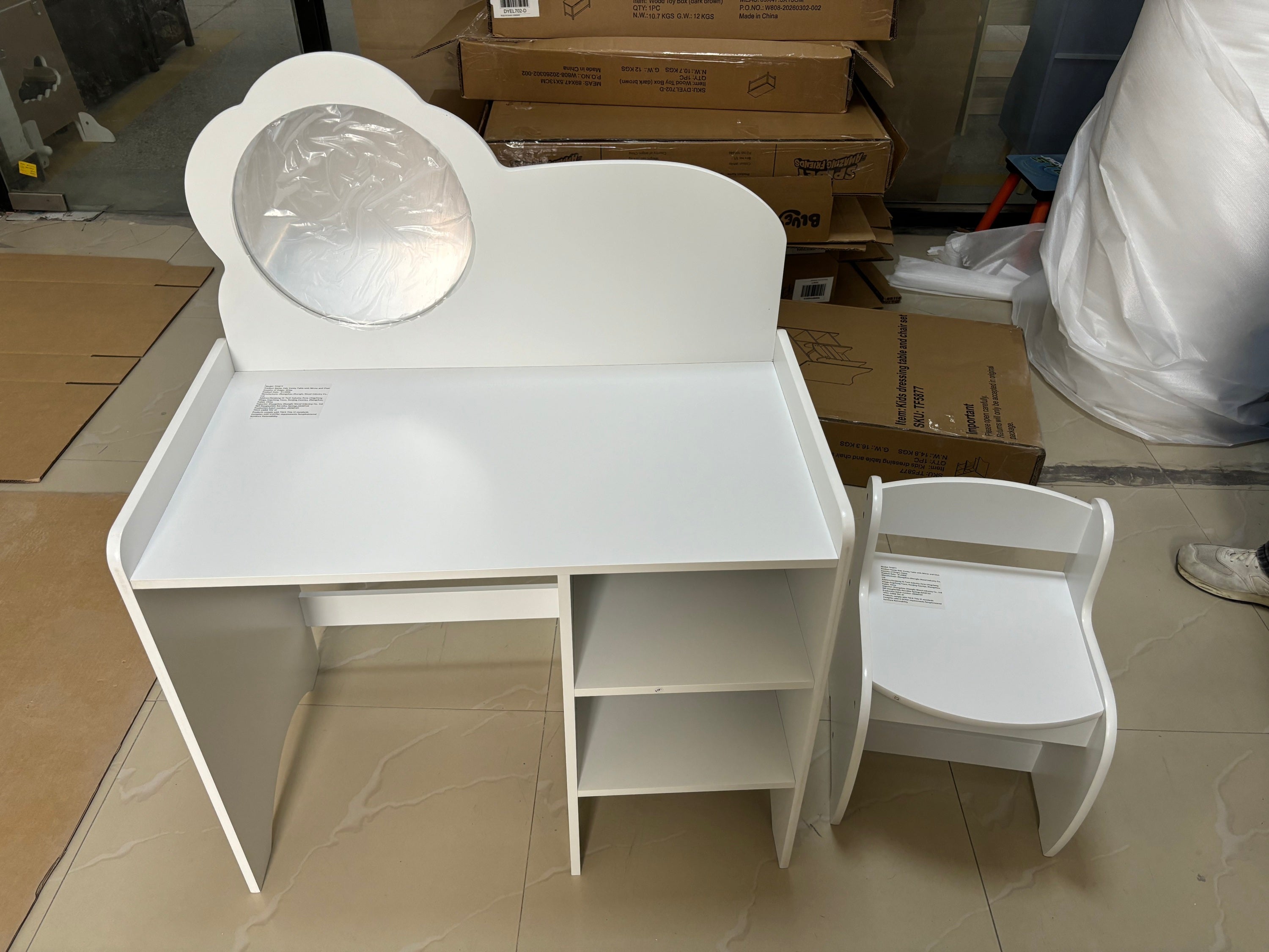Kids Vanity Table with Mirror and Chair, Wooden Children's Dressing Makeup Desk with Storage Shelves, Study and Activity Tabl