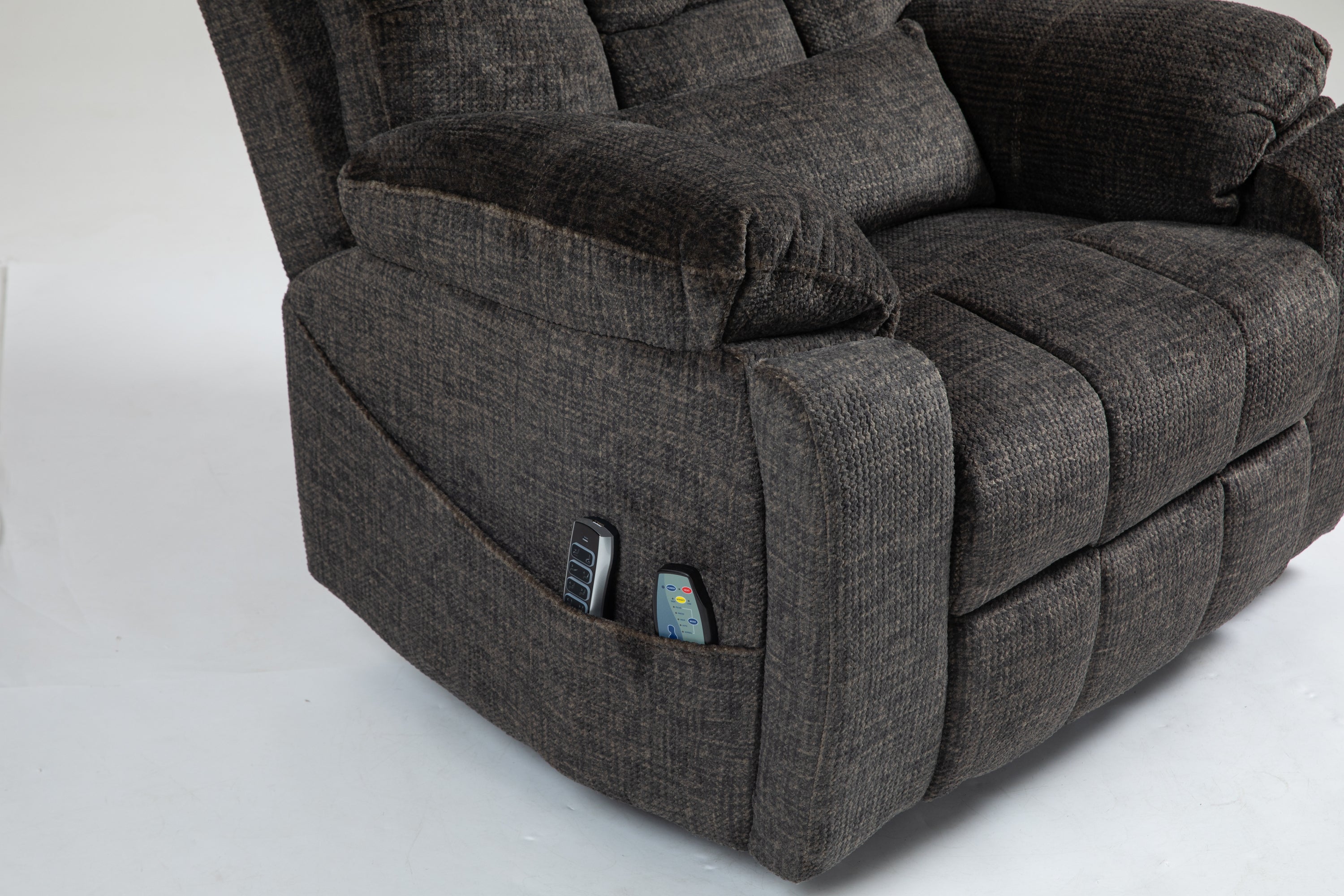 Old age electric lift chair, flat high density foam electric sofa, with heating and massage functions, can tilt to 180 degrees, 2 pocket cup holders, 2 remote controls, 4 OKIN motors - Grand Goldman Shop
