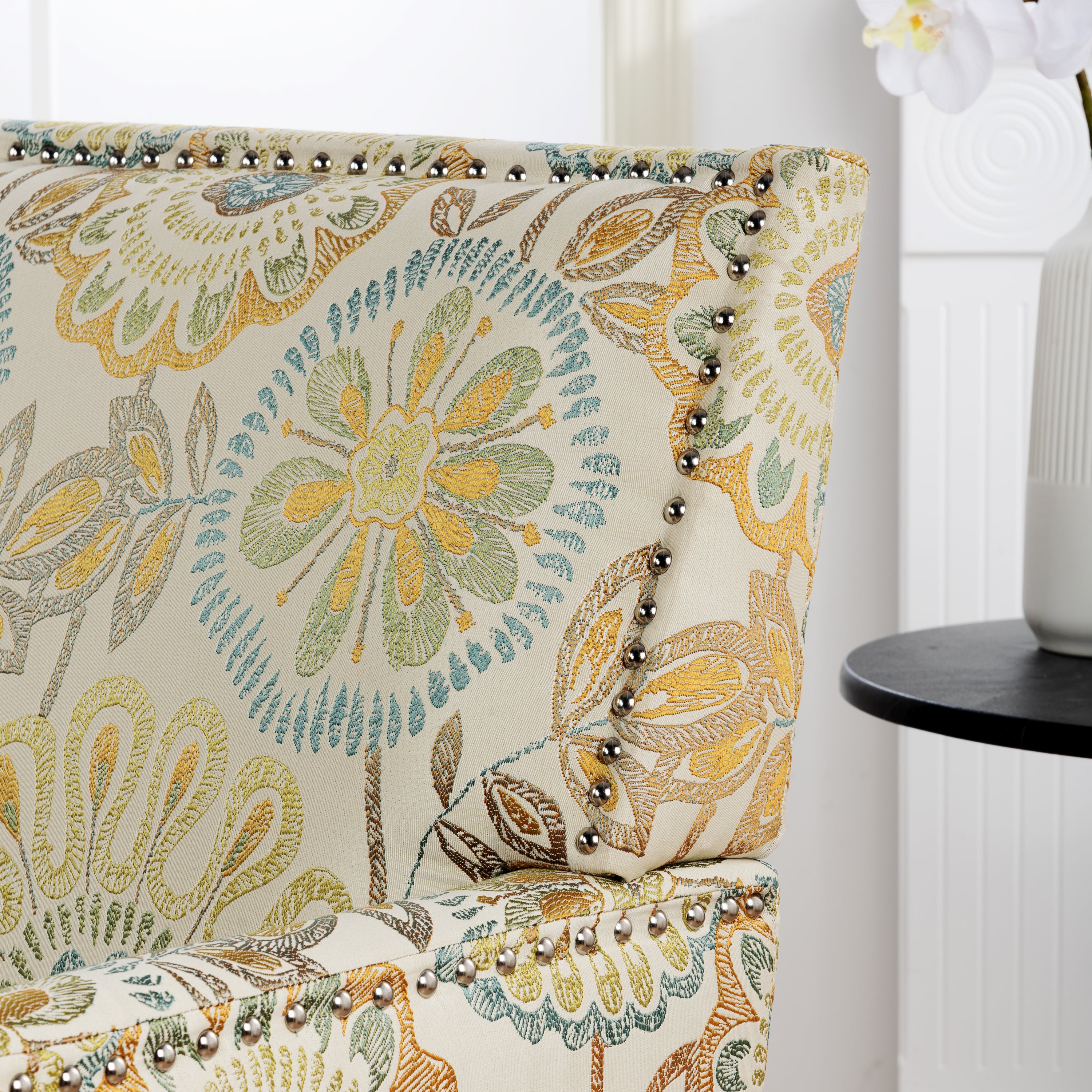 Accent Chairs For Living Room - Grand Goldman Shop