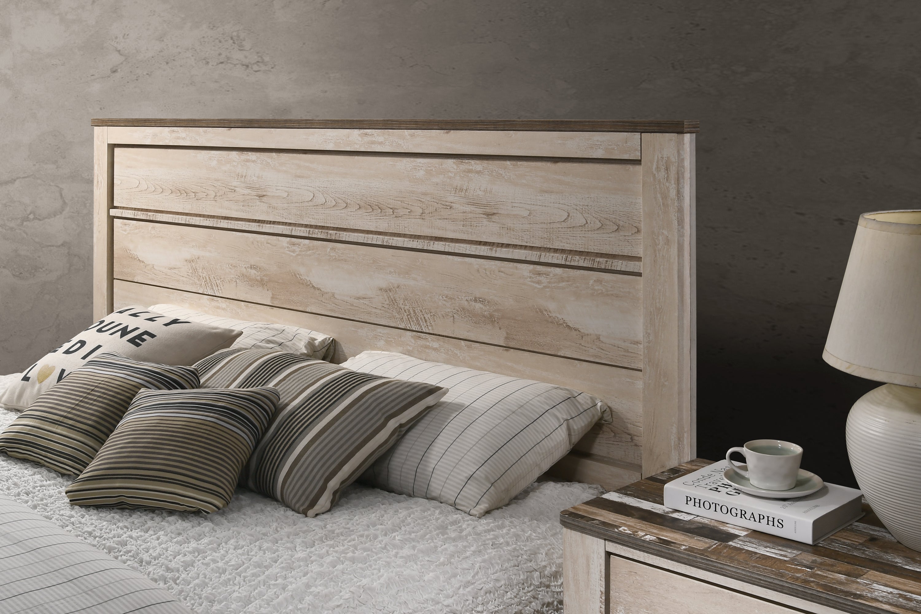 Imerland Contemporary White Wash Finish Bedroom Set, Queen Bed, Dresser, Mirror, Nightstand, Chest - Grand Goldman Shop