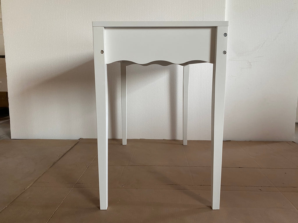 White 35.43' Vanity Desk with Drawer – Modern Makeup Table with Scalloped Front & Gold Knob, Compact Writing Desk with 4 Sturdy Legs for Bedroom, Small Home Office & Apartment Spaces - Grand Goldman Shop