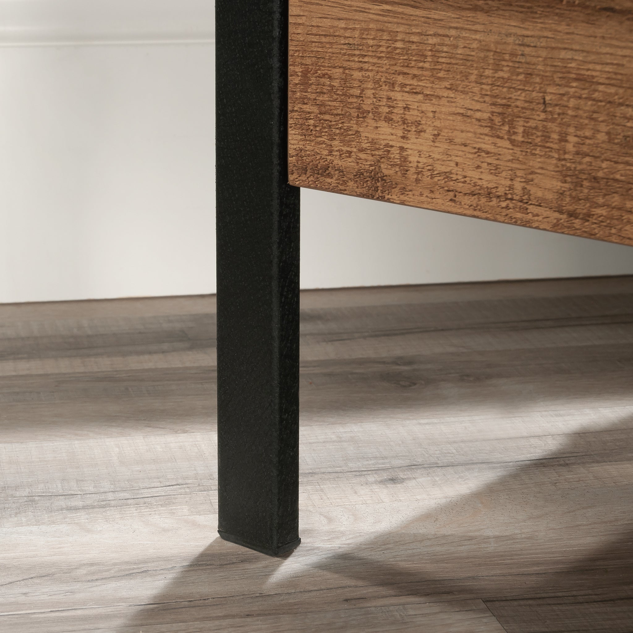 Lateral File with Bold Design, Oak finish - Grand Goldman