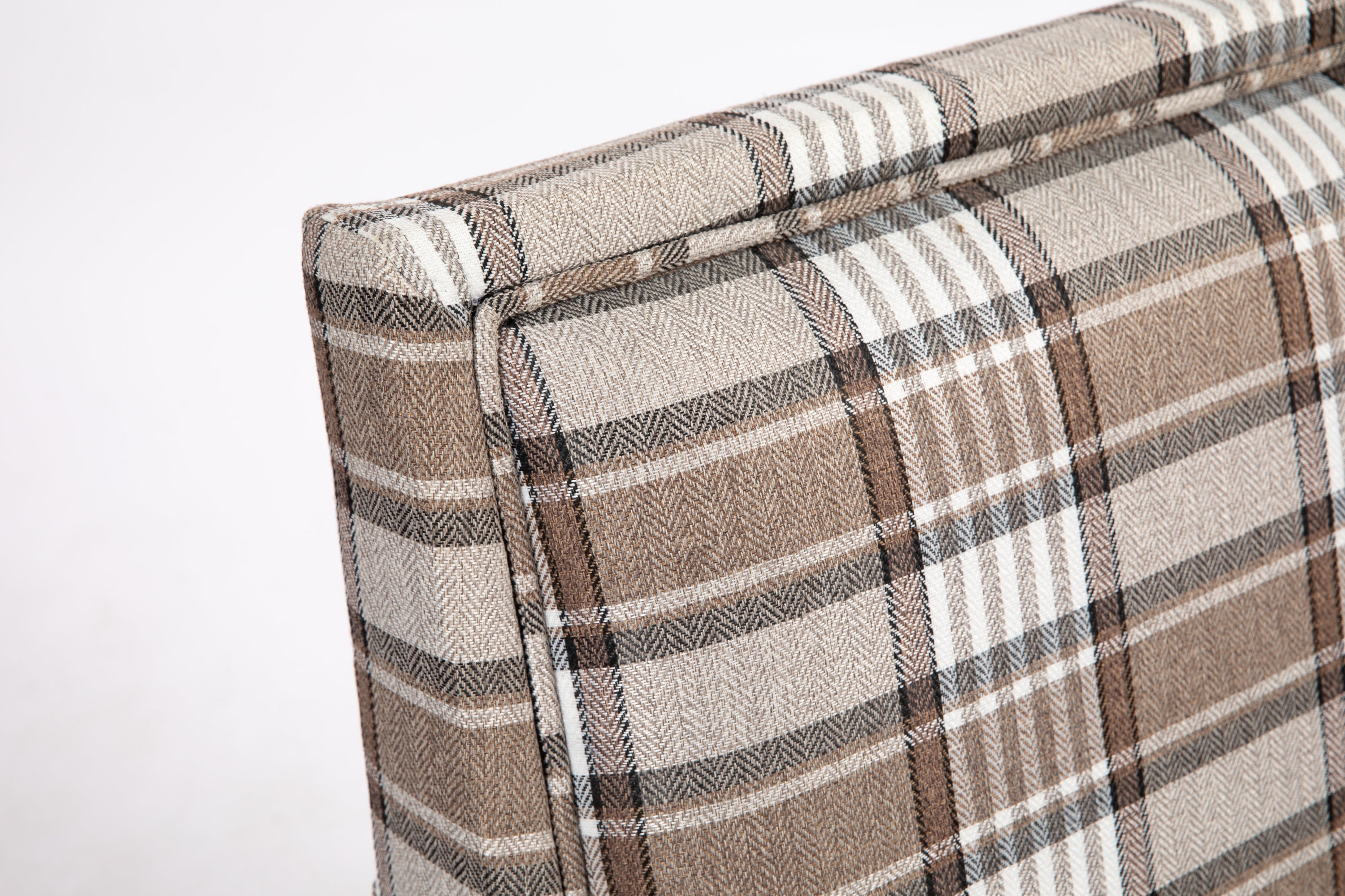 Upholstered Accent Chair, Vintage Armchair with Brown Linen Fabric and Nailhead Trim for Living Room - Grand Goldman Shop