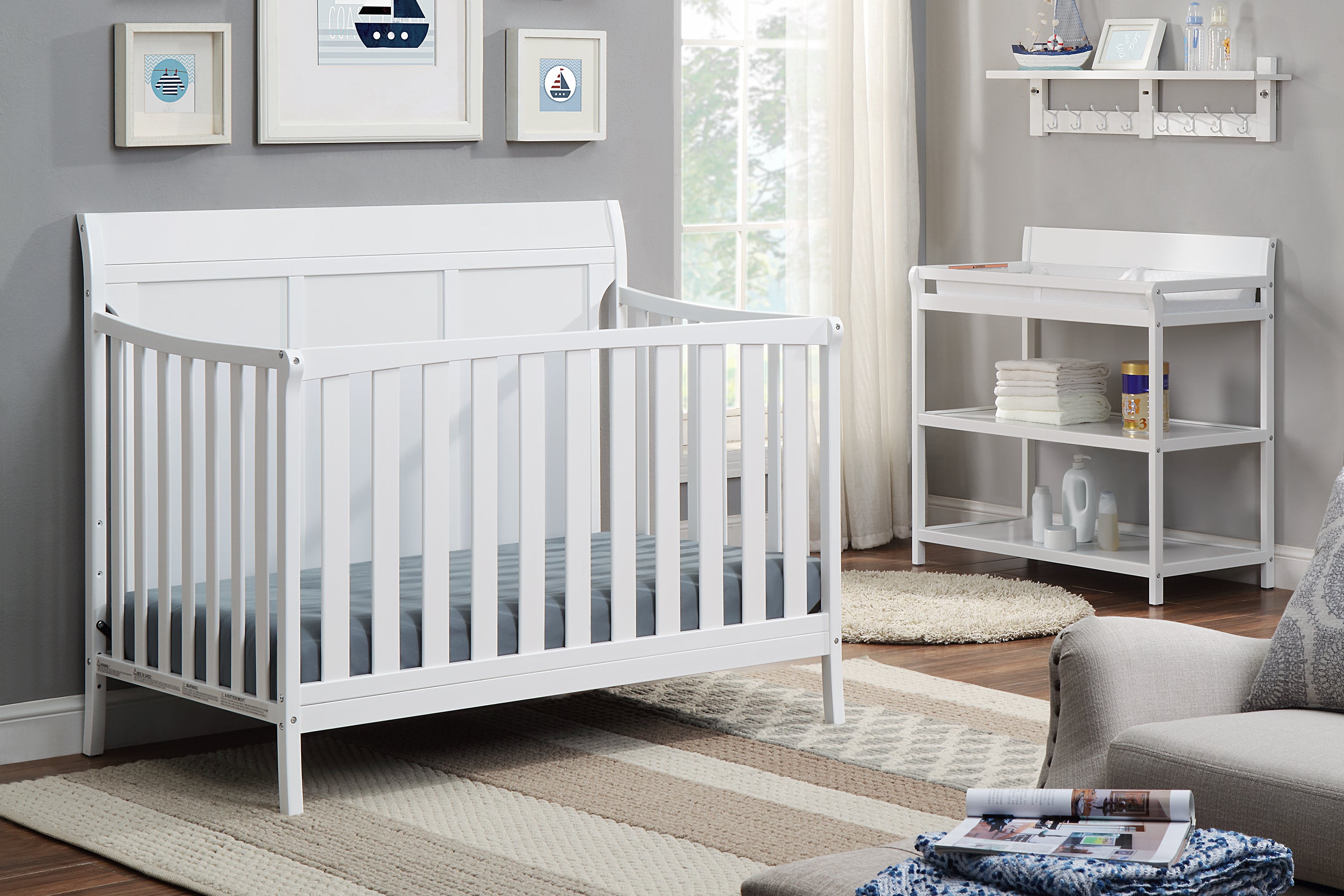 Shailee 4-in-1 Convertible Crib White - Grand Goldman